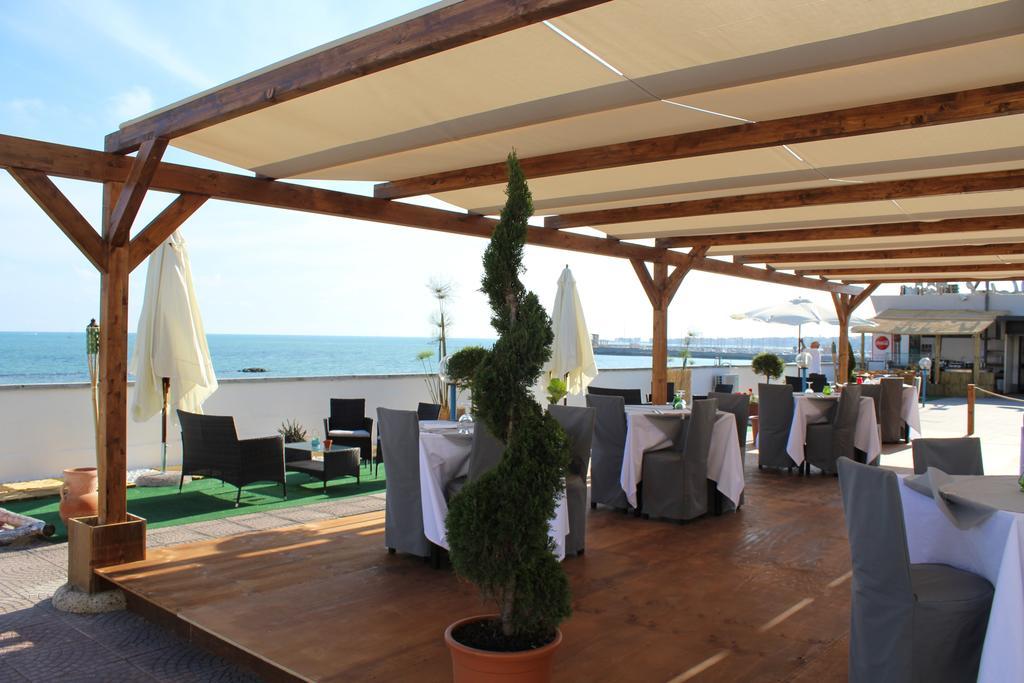 Hotel Marocca Nettuno Exterior foto